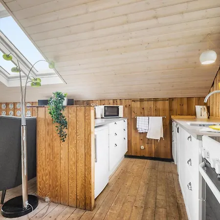 4 Bedroom Lovely In * Blavand